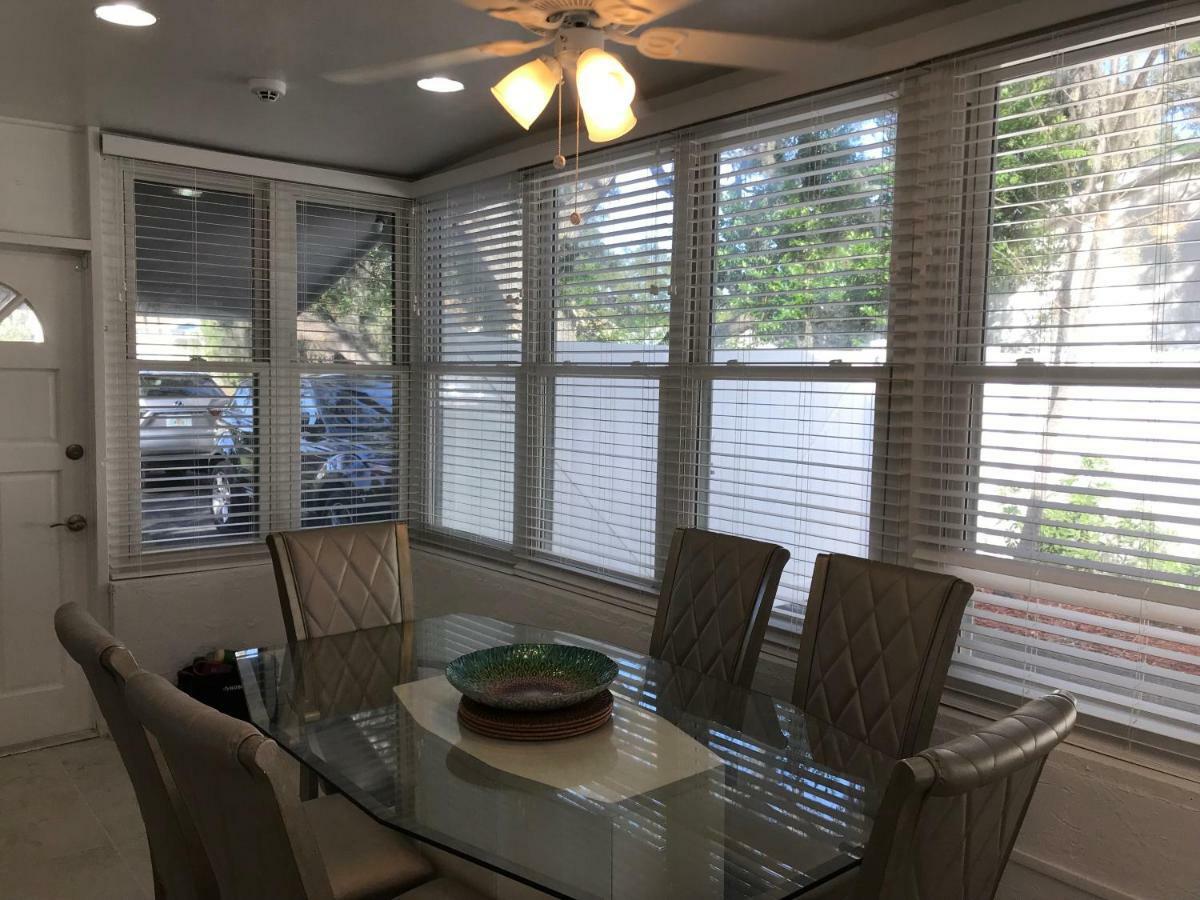 Pine Street Clearwater Exterior foto